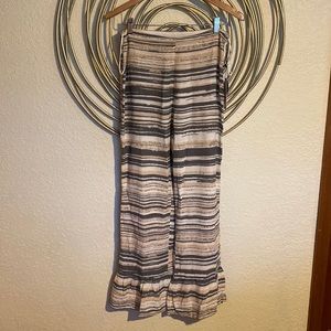 FLOWY CUTE PANTS NWT